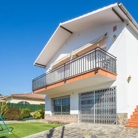 Ona Villa *